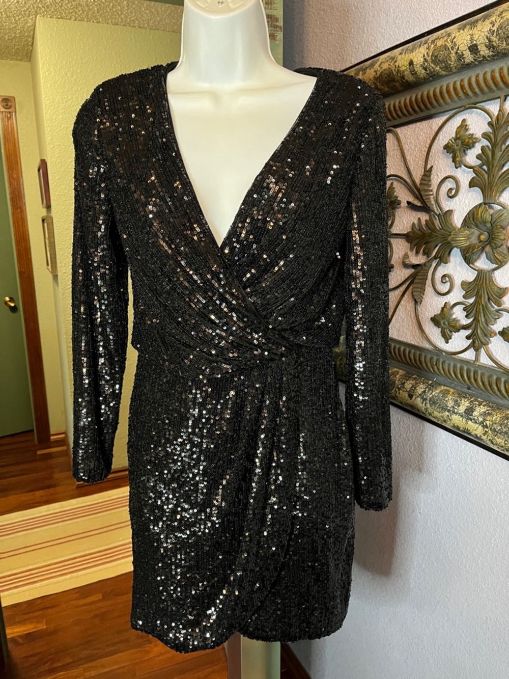 La Femme Black Long-Sleeve Sequin FX Wrap Dress Semi Formal - Mini Sz 2